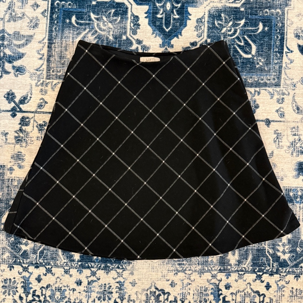 Loft A-Line Diamond Circle Skirt - M